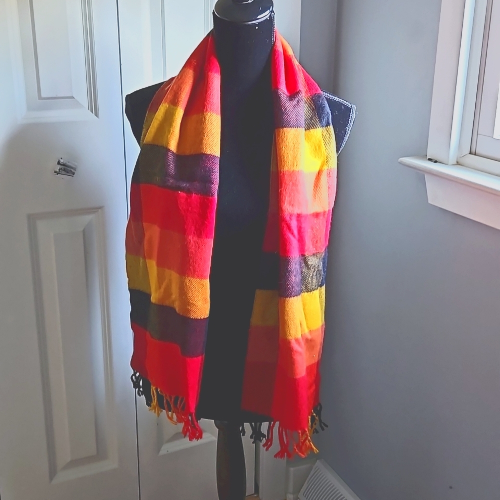 Jennifer Moore scarf NWOT. Vintage but never worn.